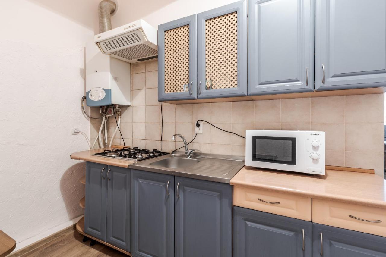 Striltsiv Apartment Lviv Buitenkant foto